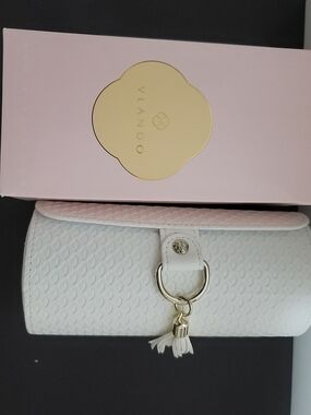 VLANDO White Travel Jewelry Case with Tassel Charm